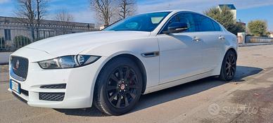 Jaguar XE 2.0 D 180 CV aut. Prestige Business Edit
