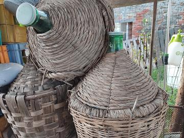 Damigiane antiche, vecchie e recenti 25 o 54 LT