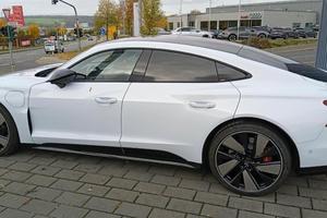 Audi E-tron GT quattro