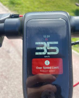 Monopattino elettrico ninebot f3