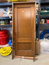 Porta color legno