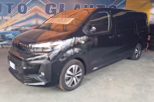 PEUGEOT TRAVELLER 9 POSTI NOLEGGIO