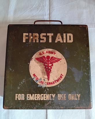 Cassetta p.soccorso militare US Army WW2 24 U.kit