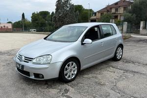 Volkswagen Golf 2.0 TDi Sportline UNIPROPR