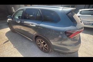 tipo hibrida con pochi km