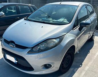 FORD FIESTA per ricambi usati