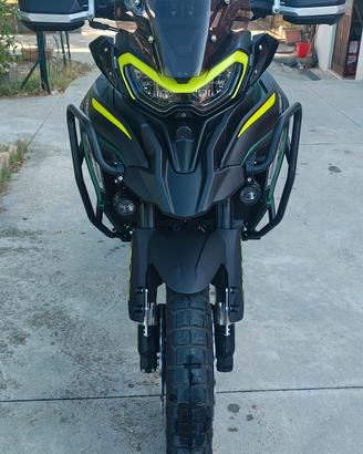 Benelli Trk 702x