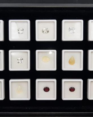 SVENDITA: COLLEZIONE GEMME NATURALI 34.50 CARATI!!