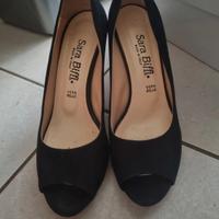 scarpe nere con il tacco