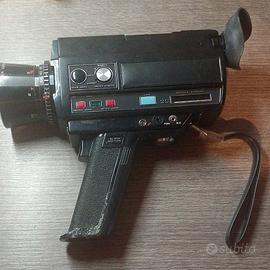 Cinepresa Carena vintage nera