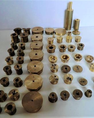 Numero 54 accessori pezzi ricambi per caldaie