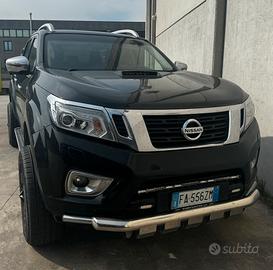 Nissan Navara pick-up con garanzia