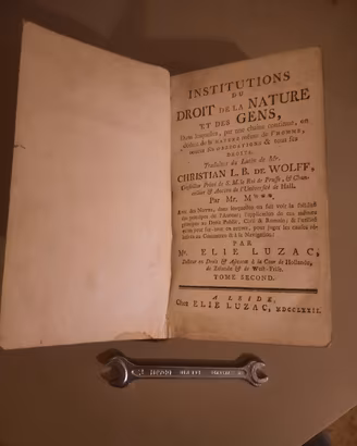 libro antico francese del 1772