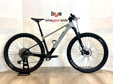MTB FOCUS RAVEN 8.8 FOX 34 120mm Shimano XT 12v