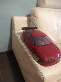 Macchina radiotelecomandata a benzina