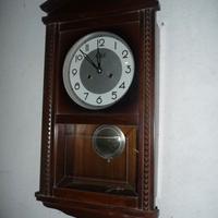 OROLOGIO A PENDOLO ELEGANTE