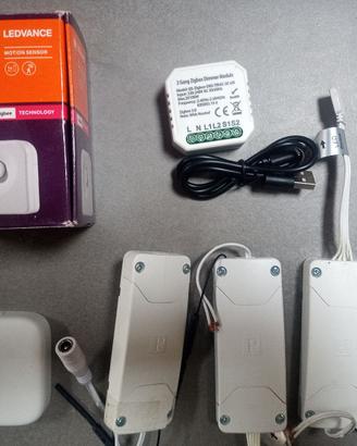 Lotto dispositivi zigbee, dimmer, sensore, gateway