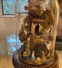Presepe fattoa mano in campana di vetro