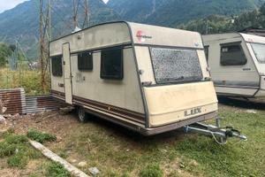 Rulot con documenti