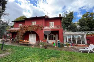 VILLA SINGOLA A MONTE PORZIO CATONE