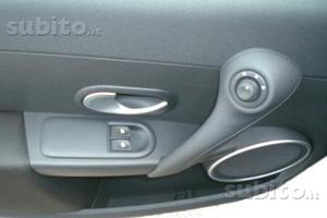 Sportelli completi e ricambi renault clio 3 serie