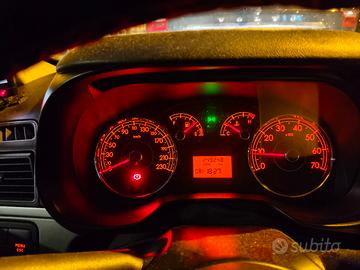 fiat grande punto coupé, 5 posti