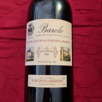 Bottiglia di Barolo  del 2004