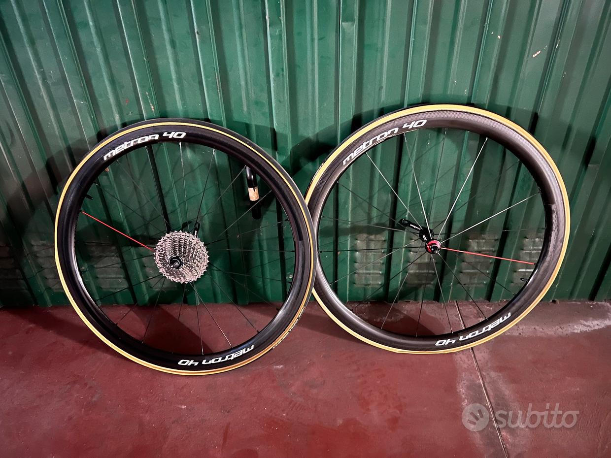 Tubolare vittoria Fantastiche offerte di Biciclette