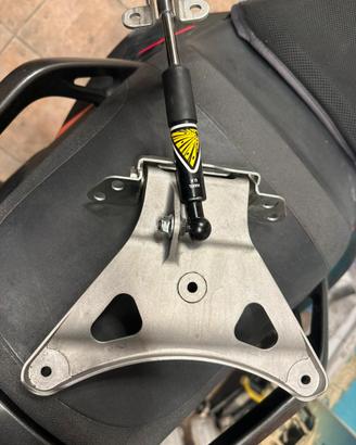 Cerniera t Max