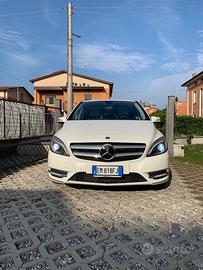 Classe B 180 benz PREMIUM