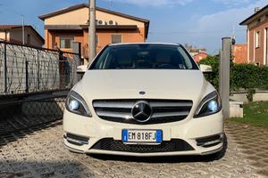 Classe B 180 benz PREMIUM