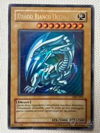 Carta Yu-Gi-Oh drago bianco occhi blu