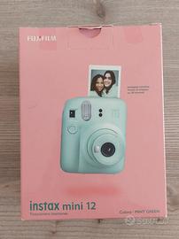 Fotocamera istantanea INSTAX MINI 12 - NUOVA