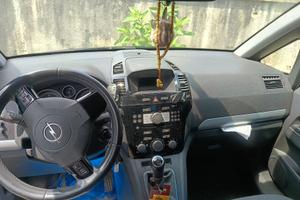 Opel. Zafira 1.7