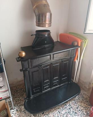 Stufa camino in ghisa