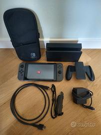 Nintendo Switch (modello 2019) - grigia