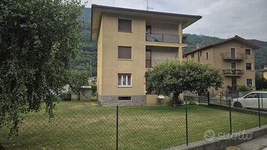 Piateda splendido appartamento con box e giardino