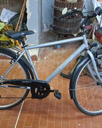 bicicletta da uomo taglia 28 come nuova