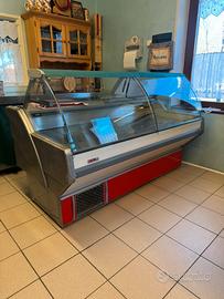 Banco vetrina refrigerato positivo da gastronomia