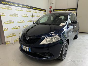 Lancia Ypsilon 1.2 69 CV 5 porte S&S Gold