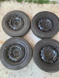 Gomme invernali e cerchi per Peugeot 208