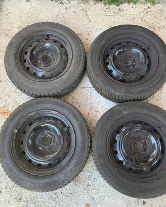 Gomme invernali e cerchi per Peugeot 208