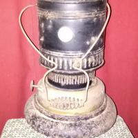 Antica stufa a petrolio Agip degli inizi del '900