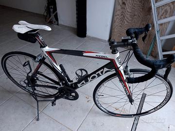 bici carbonio KUOTA Kebel