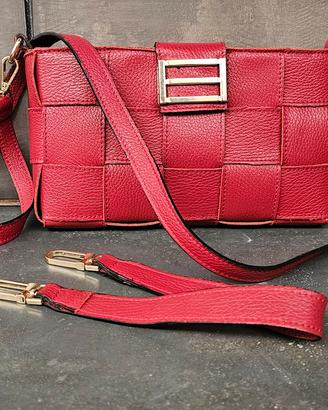 BORSETTA POCHETTE ROSSA IN PELLE