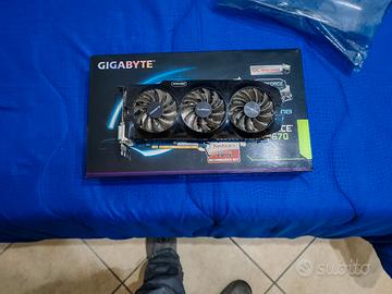Gigabyte GTX 670 OC Windforce 3X - 2GB GDDR5 - Com