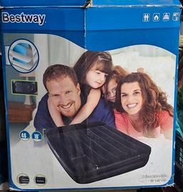 Materasso gonfiabile matrimoniale Bestway 30 €