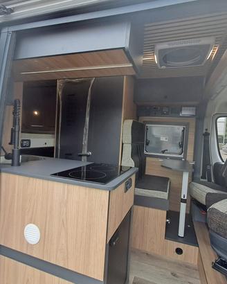 FURGONE EALLESTIMENTO CON OMOLOGAZIONE