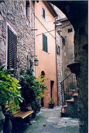 Appartamento vicino al mare in borgo medievale