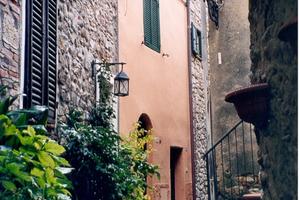 Appartamento vicino al mare in borgo medievale